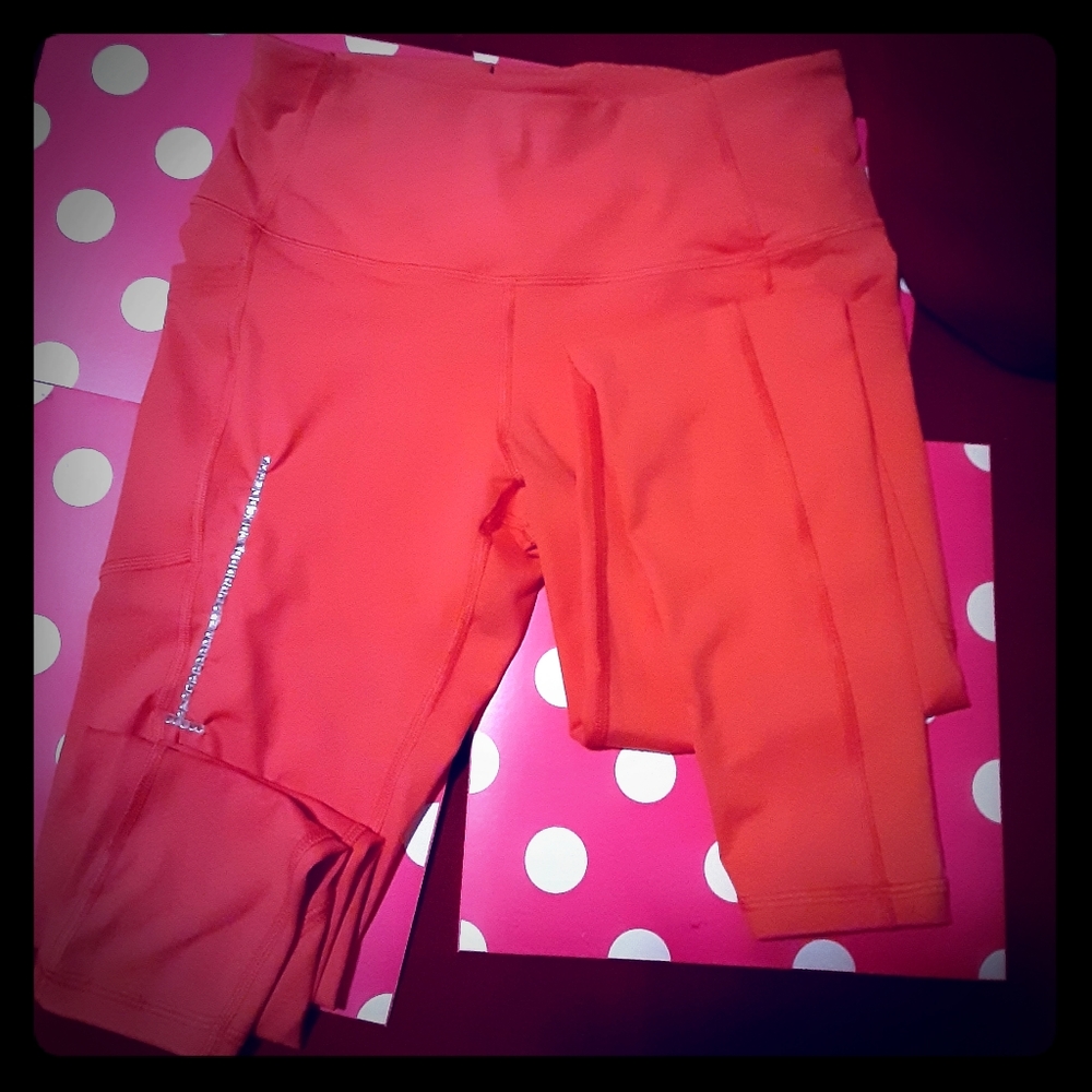 New Pink Victoria's Secret leggings Size SW